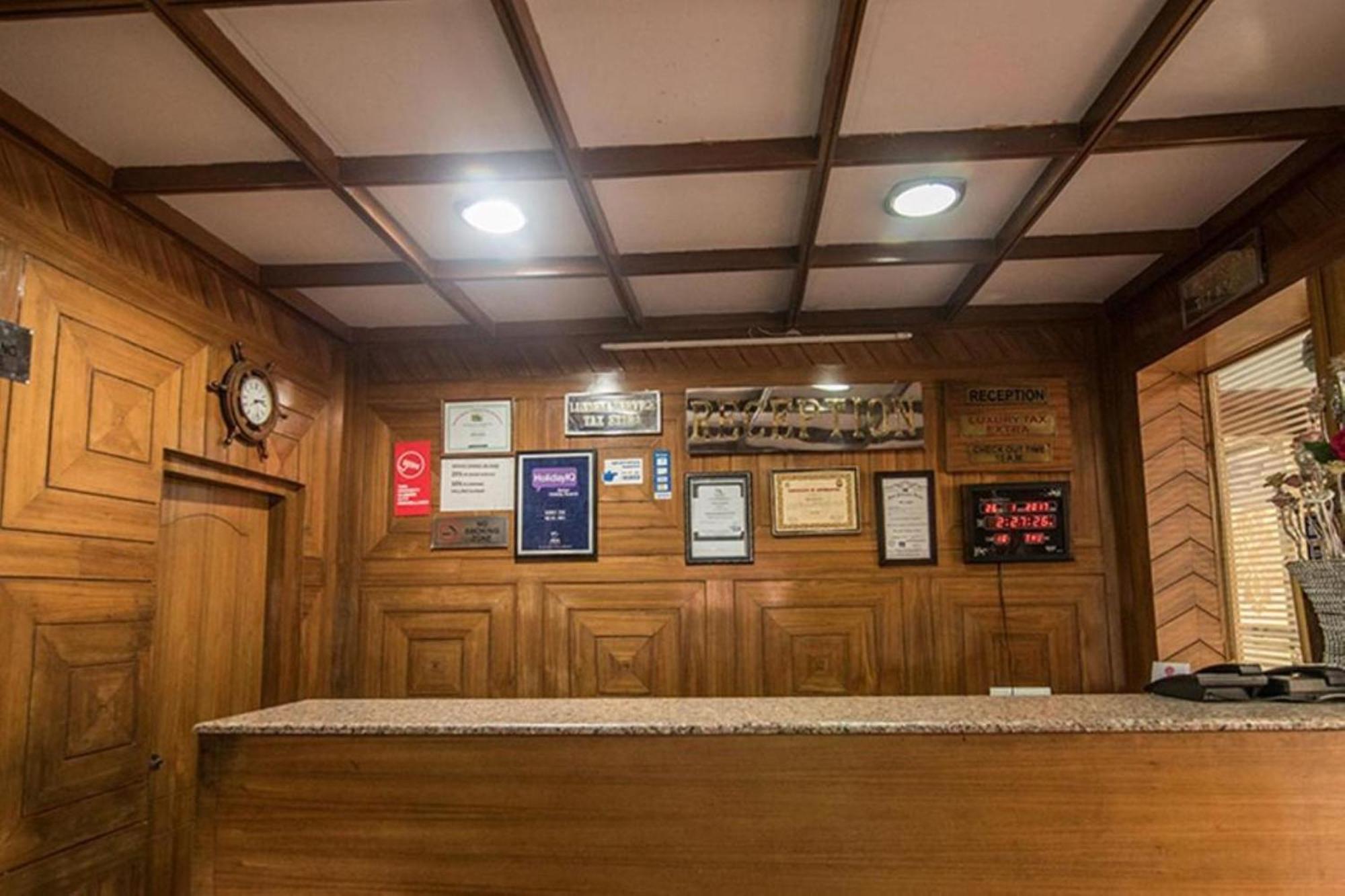 Moon Hotel Mallital, Near Nainital High Court Экстерьер фото